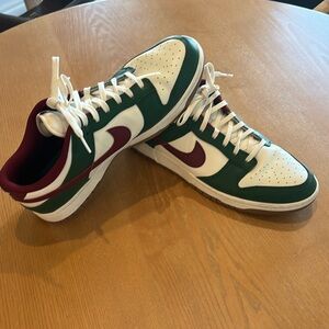 Nike Dunk Low - Gorge Green